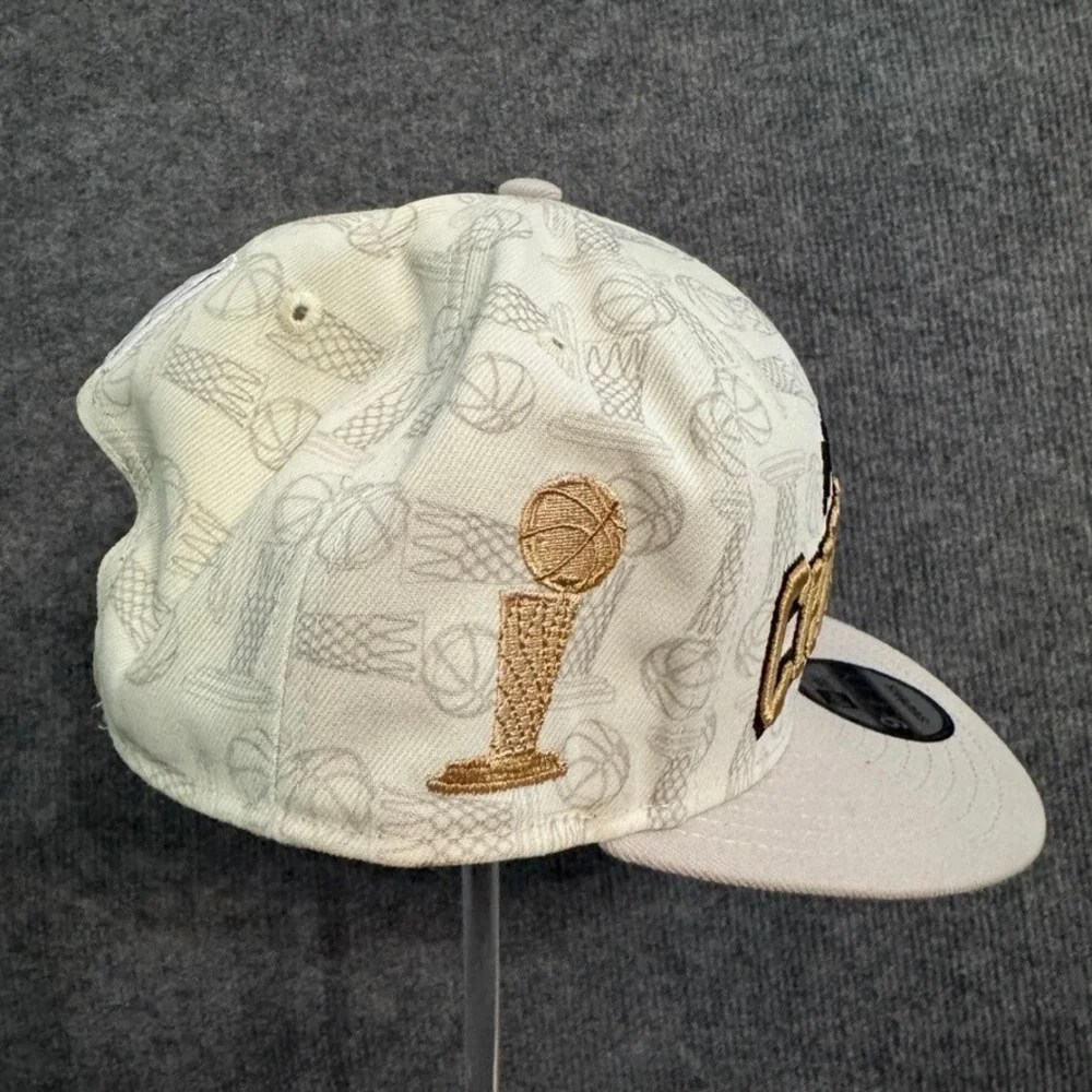 New Era 9FIFTY Boston Celtics NBA Champions 2023-24 Snapback Hat Cream Gold